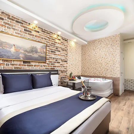 & 3* Istanbul